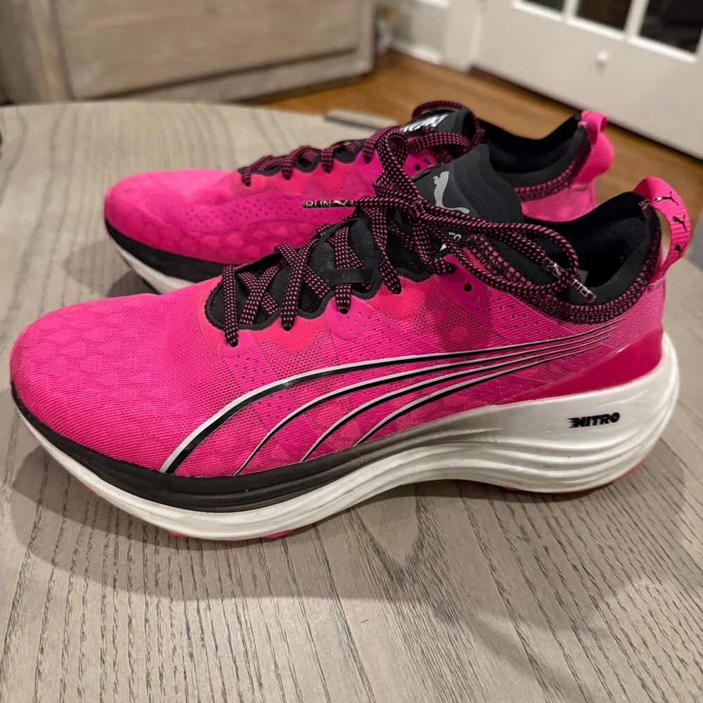 Puma Forever Run Women's Bright Pink Athletic Shoes size 7